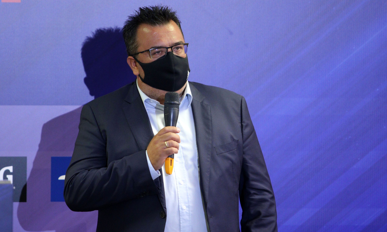 Τριαντόπουλος: «Τα πάντα για να γυρίσει ο κόσμος στα γήπεδα»