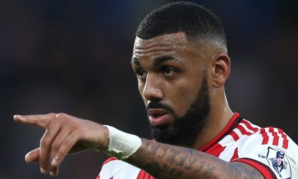 Ολυμπιακός: «Έμεινε ελεύθερος και πάει Ελλάδα για τρία χρόνια ο Εμβιλά»