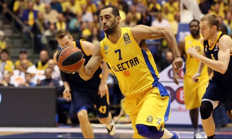 Βοηθός στους Σανς ο Ραντλ