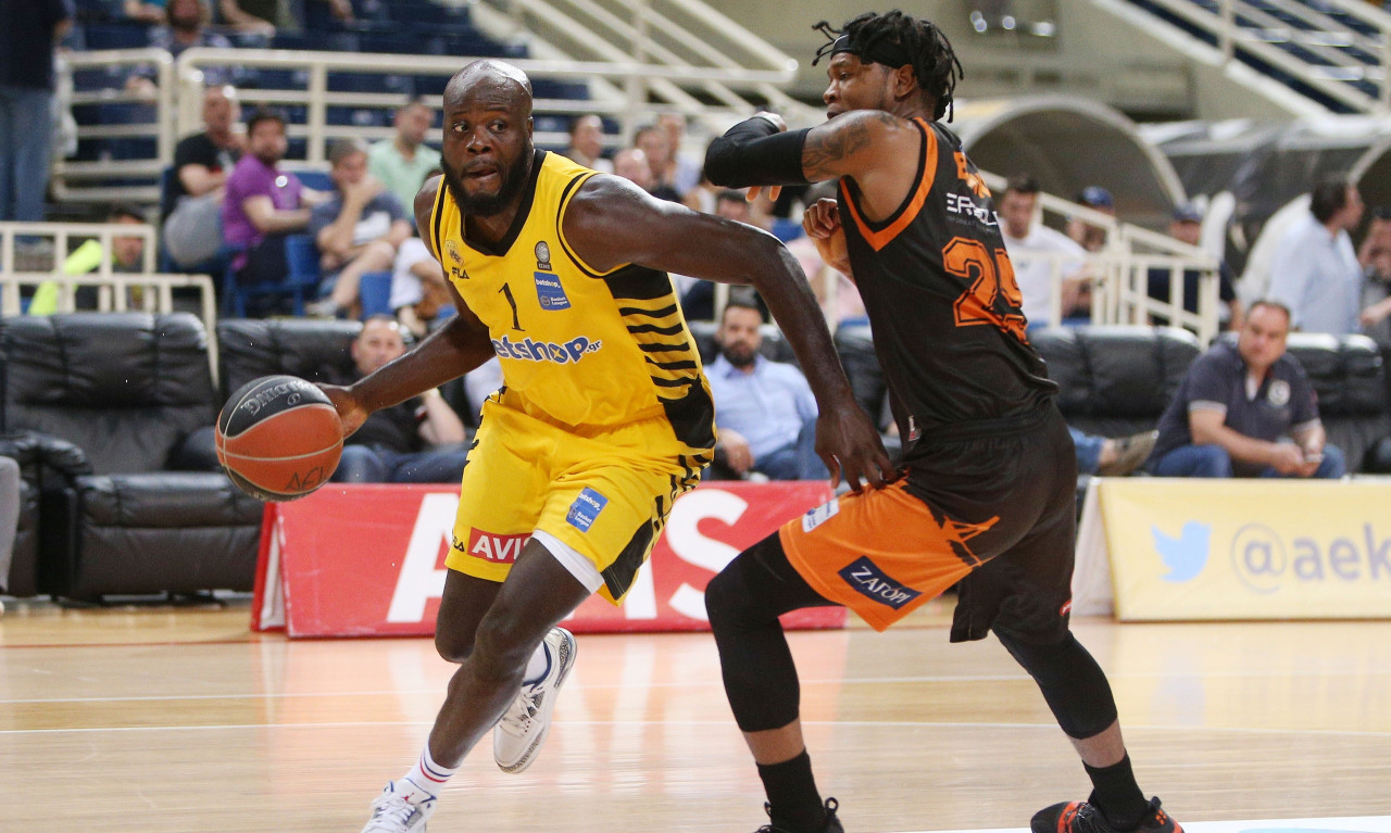 Προμηθέας: Έρχεται ο Ντελρόι Τζέιμς