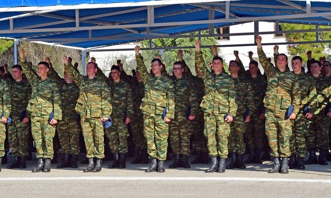 Στρατιωτική θητεία: «Κλειδώνει» η αύξηση στον Στρατό Ξηράς - Το σχέδιο για στράτευση στα 18
