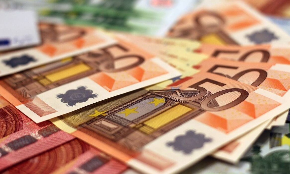 Επίδομα 534 ευρώ: Πότε ξεκινούν οι αιτήσεις για τον Ιούλιο