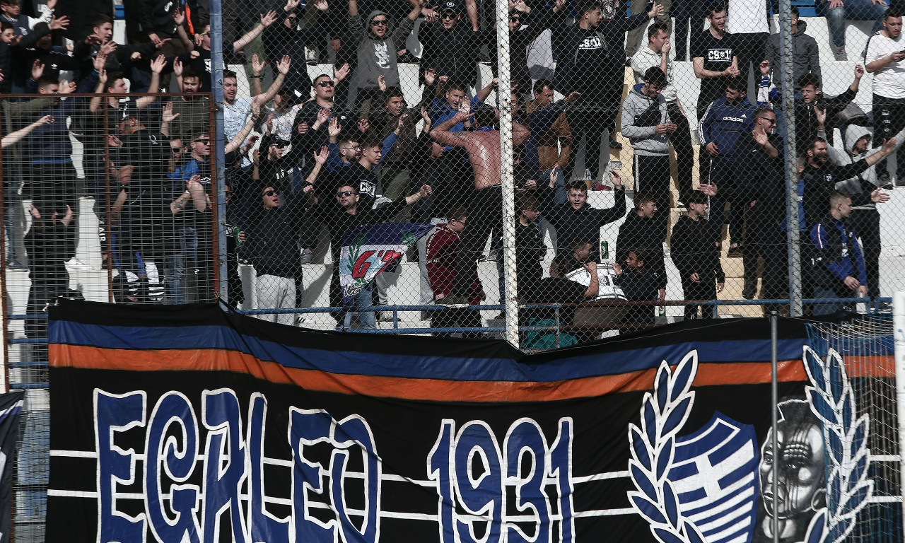 Οπαδοί Αιγάλεω: «Κύριε Υπουργέ ο λαός του Αιγάλεω δεν ξεχνά»