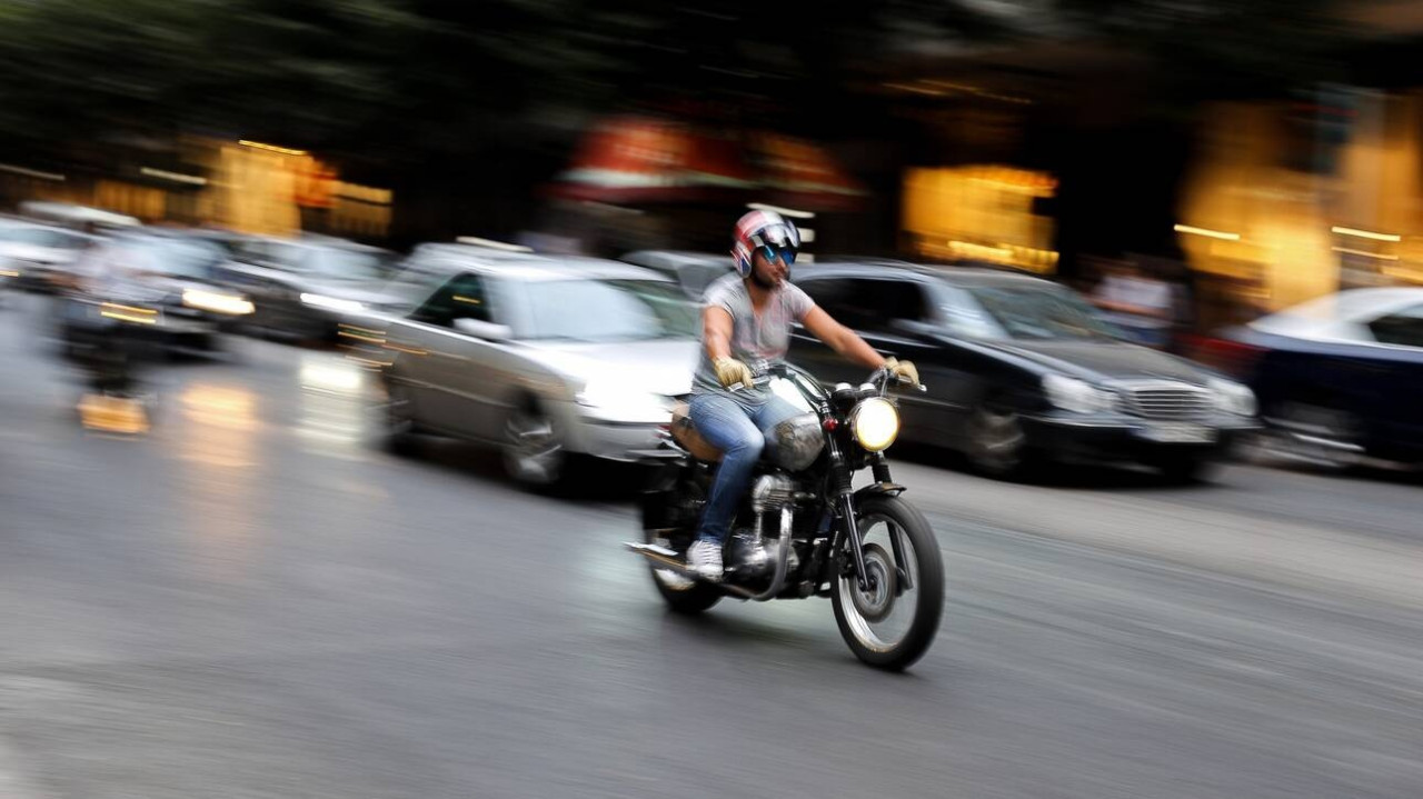 «Τα αλλάζει» το υπουργείο Μεταφορών για τις άδειες οδήγησης