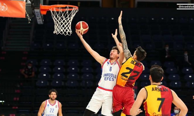 Εύκολα στην πρεμιέρα της η Εφές