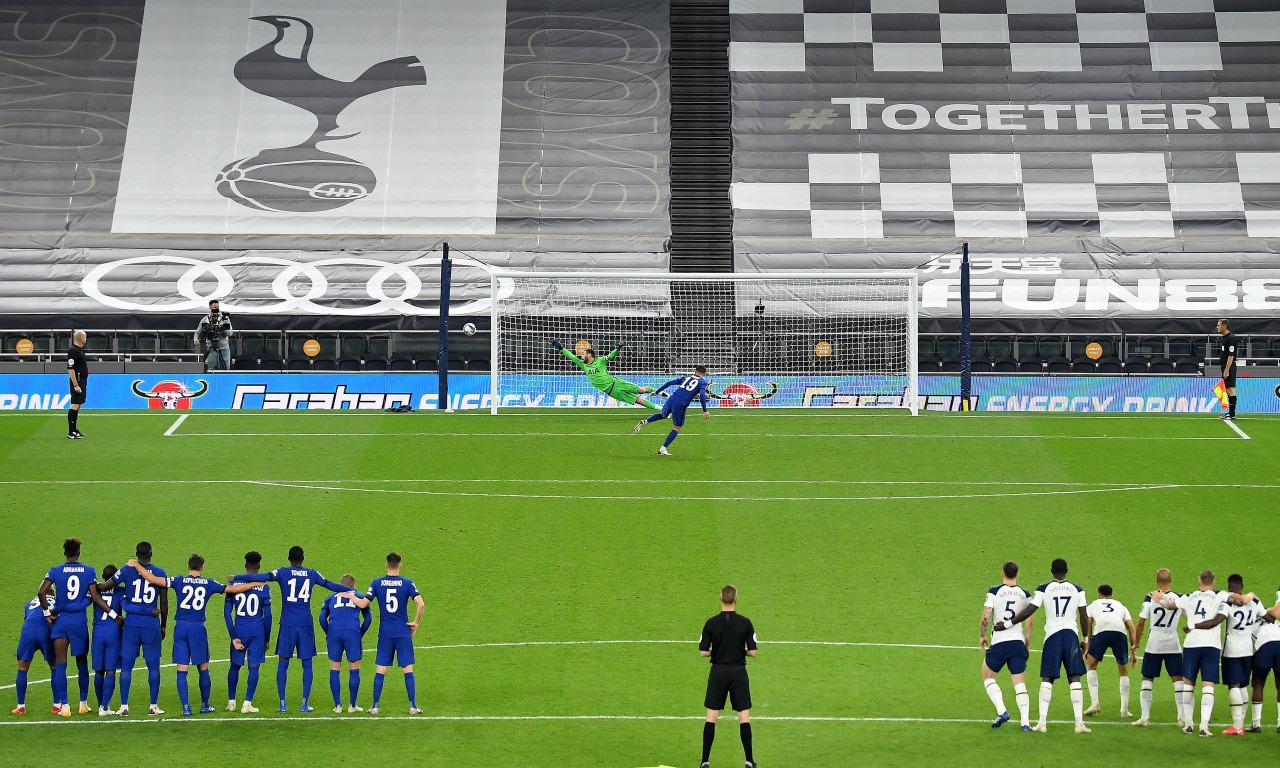 League Cup: Από την «άσπρη βούλα» στα προημιτελικά η Τότεναμ