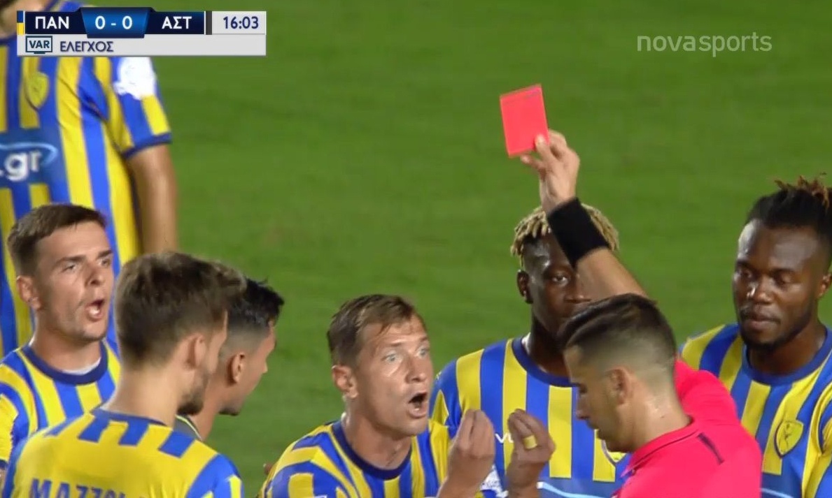 Παναιτωλικός-Αστέρας Τρίπολης: Το πέναλτι, που έγινε φάουλ και κόκκινη (video)