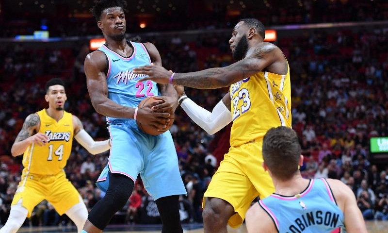 Όταν ο Μπάτλερ πέρασε τον Λεμπρόν