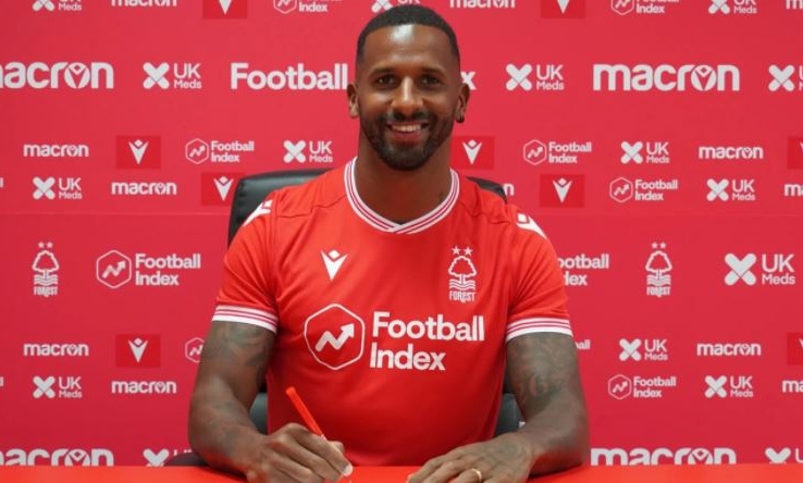 Νότιγχαμ Φόρεστ: Καφού και επίσημα