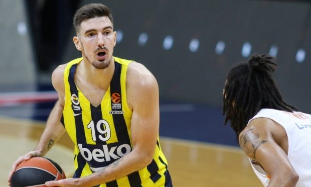 Αναντολού Εφές-Φενέρμπαχτσε 71-80: Με υπογραφή Ντε Κολό!