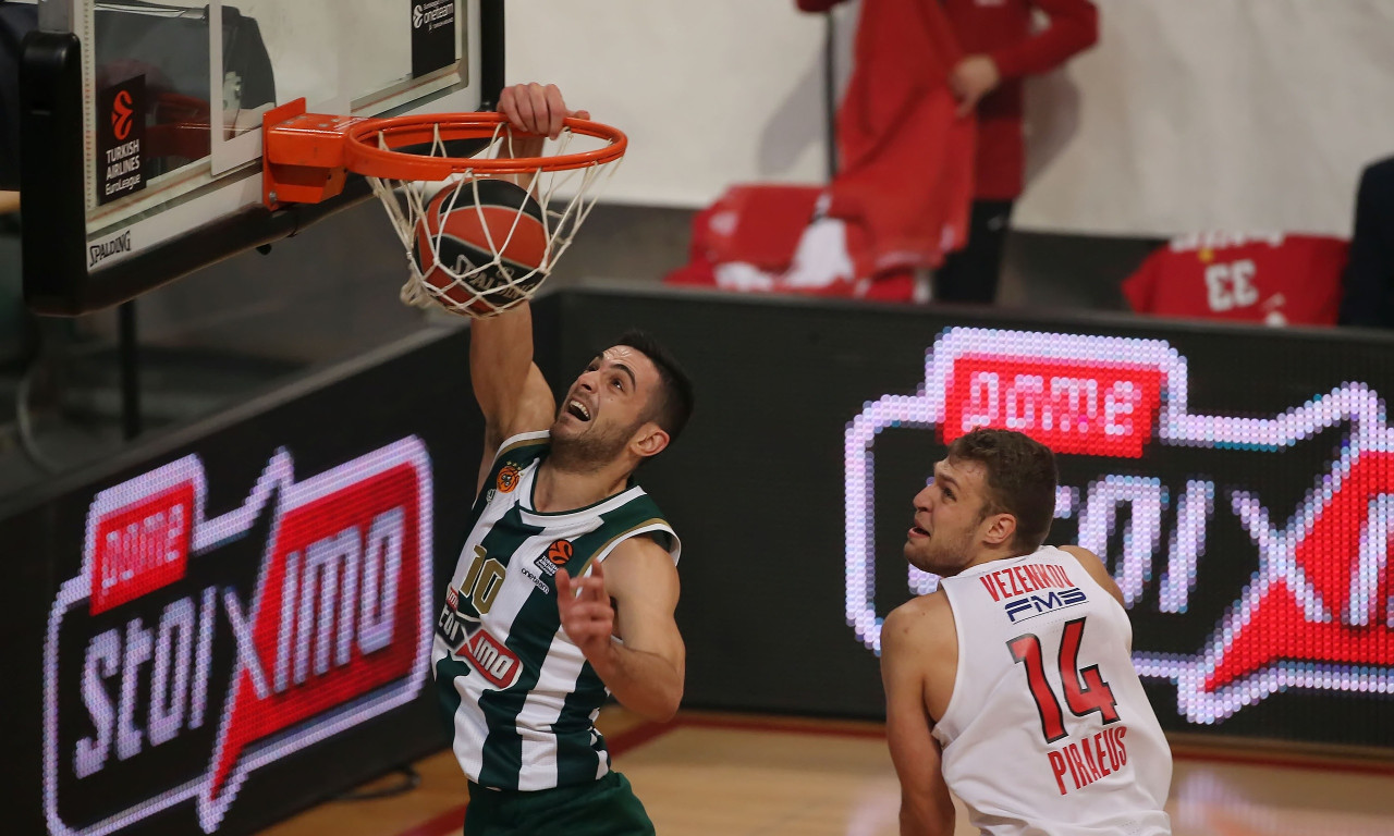 Ντέρμπι αιωνίων, Τσιτσιπάς και Εθνική Ομάδα