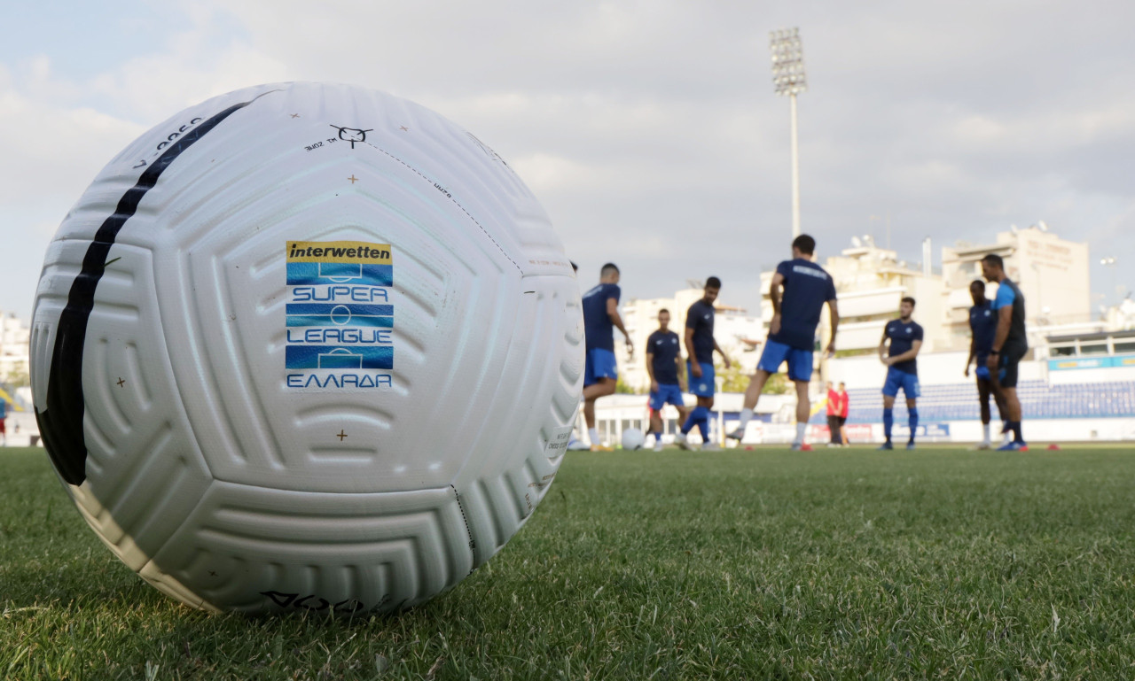 Super League: Κυριακή βράδυ το ΑΕΚ-ΠΑΟΚ, στις 16.00 ΟΦΗ-ΠΑΟ