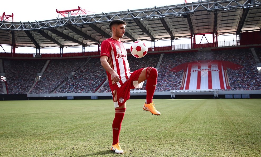 Ολυμπιακός: Τραυματίστηκε και έγινε αλλαγή ο Βινάγκρε! (photo)