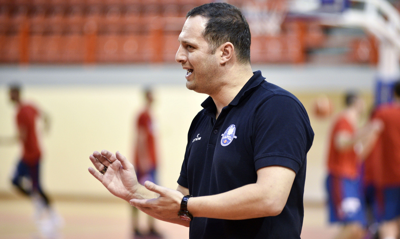 Γαβριήλ: «Να κάνουμε ένα ανταγωνιστικό σύνολο στην Λάρισα»