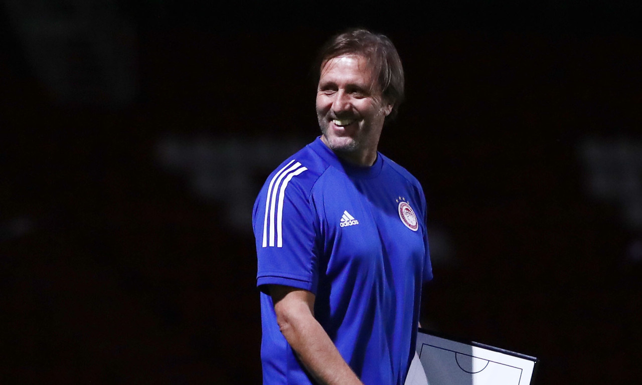 Ολυμπιακός-Μαρσέιγ: Η ενδεκάδα του Μαρτίνς - Αυτός είναι ο αντί-Καμαρά