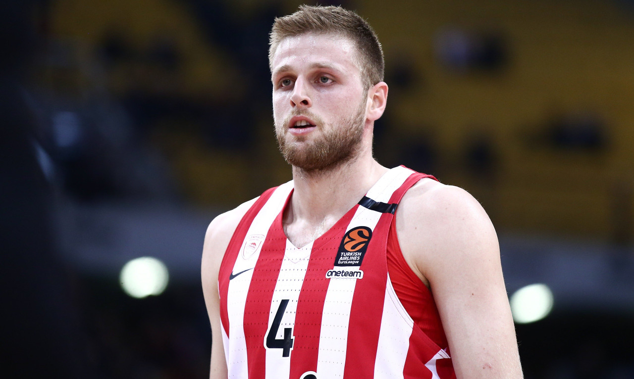 Ολυμπιακός-Μπάγερν Μονάχου: Με Χαραλαμπόπουλο στη Γερμανία οι «ερυθρόλευκοι»