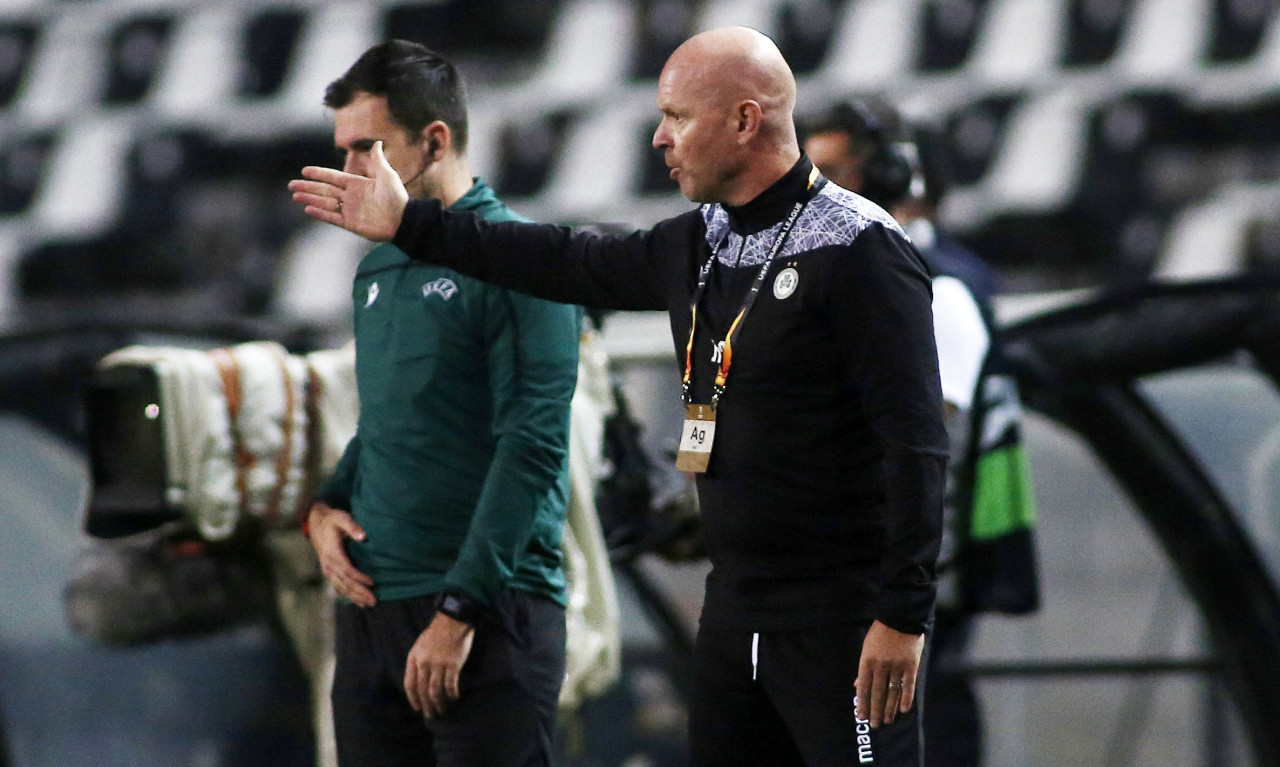 Μπεργκ: «Κάναμε αρκετά σωστά πράγματα κόντρα στον ΠΑΟΚ» (video)