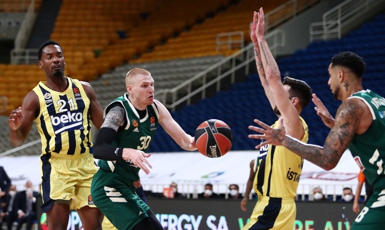 Ουάιτ: «Πήρα πίσω την αυτοπεποίθησή μου»! (Video)