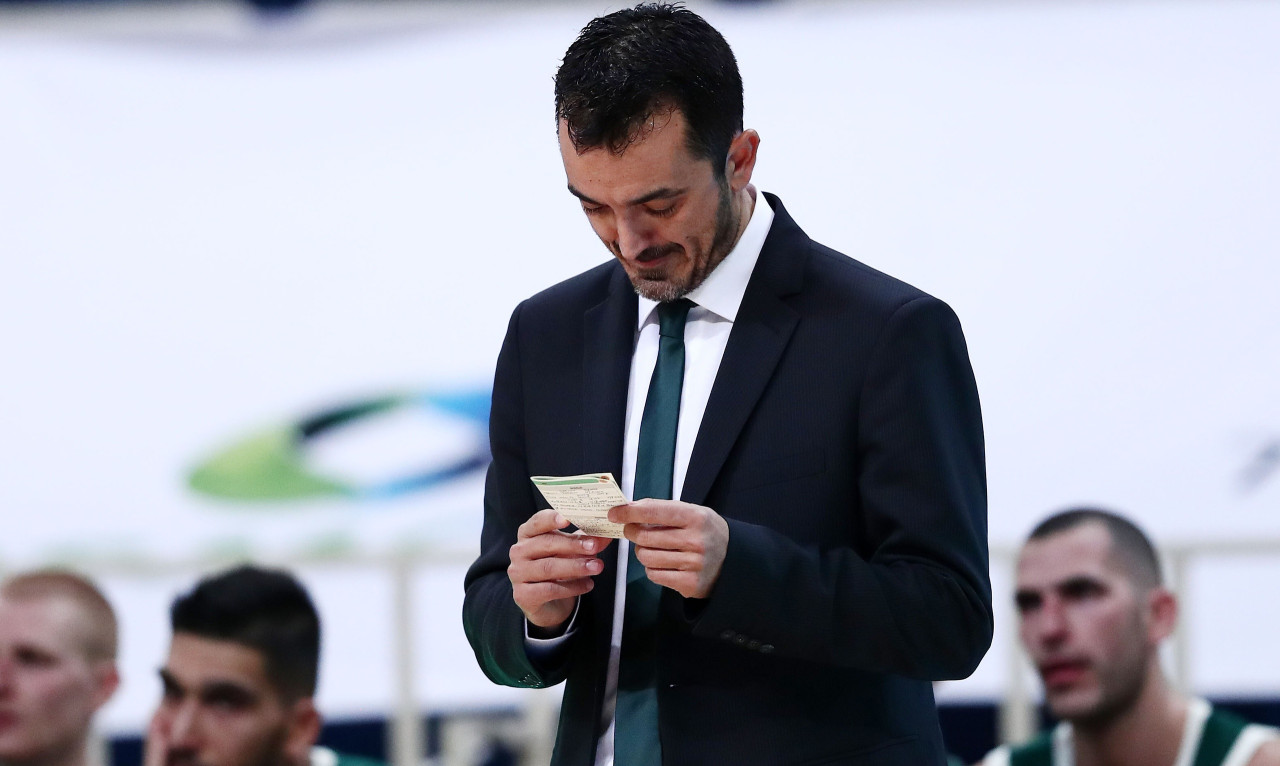 Βόβορας: «Θα πάρω τηλέφωνο τον Πιτίνο»