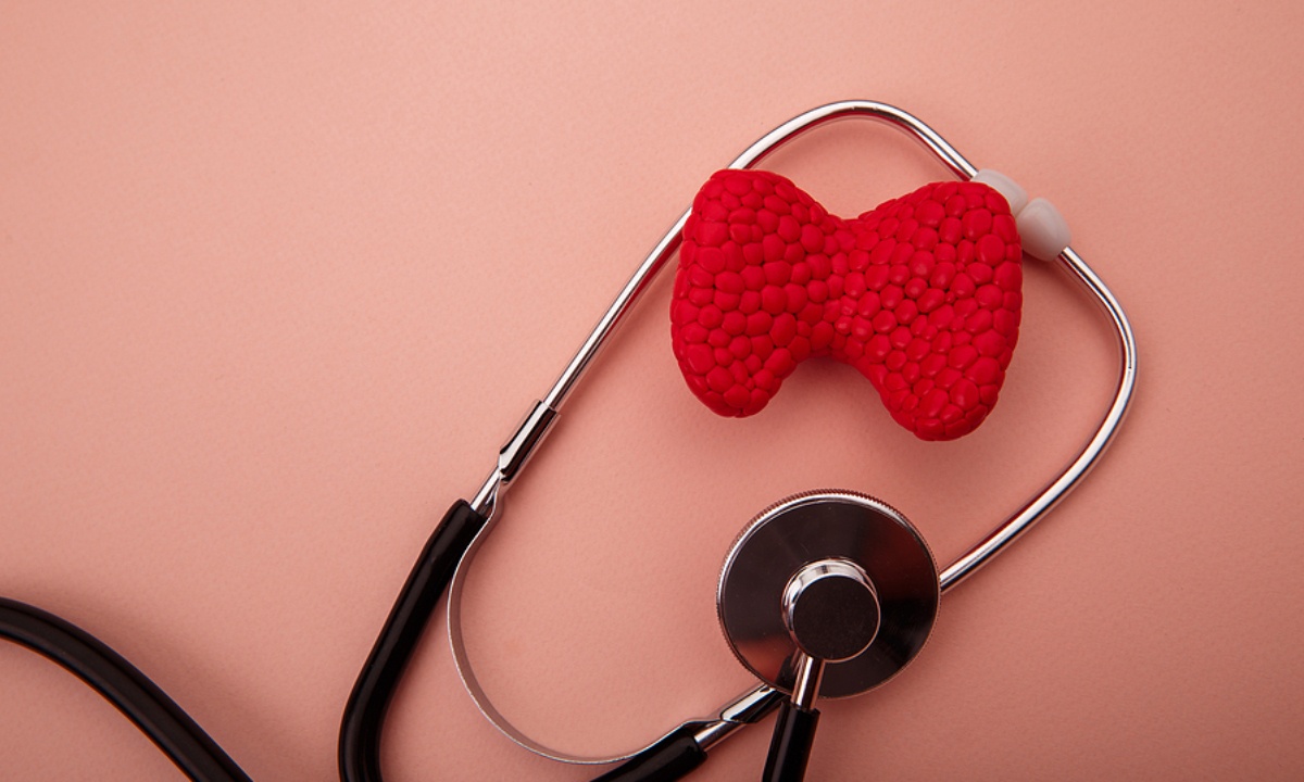 Θυρεοειδής που δεν λειτουργεί σωστά: Ποιες είναι οι πρώτες ενδείξεις (εικόνες)