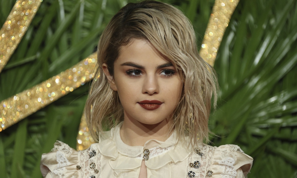 Λύκος: Τα 9 σημάδια που δεν πρέπει ποτέ να αγνοούν οι γυναίκες (φωτο)