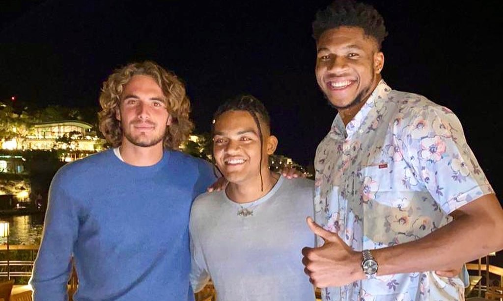 Τσιτσιπάς: Μυθική πλάκα σε Αντετοκούνμπο (photos)