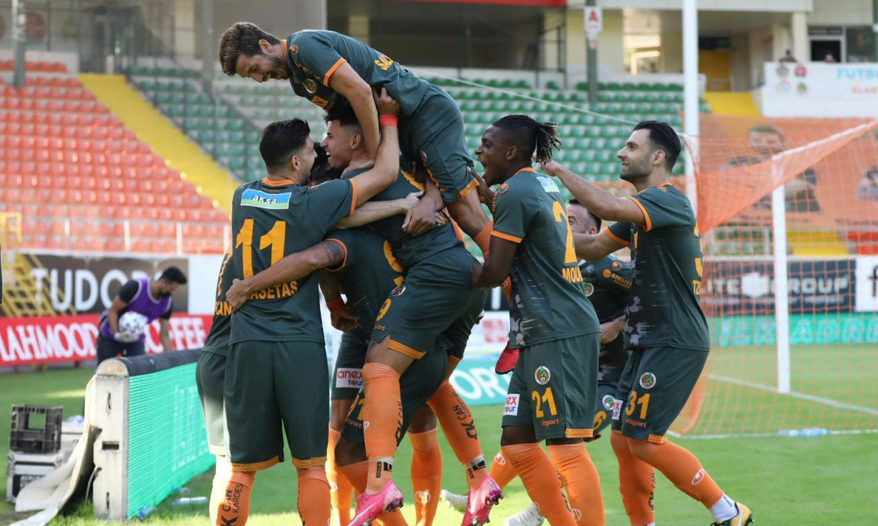 Κορυφή η... ελληνική Αλάνιασπορ με ασίστ Μπακασέτα (video-photos)