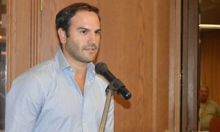 Παπακωνσταντίνου: Μας πολεμάει η μειονότητα