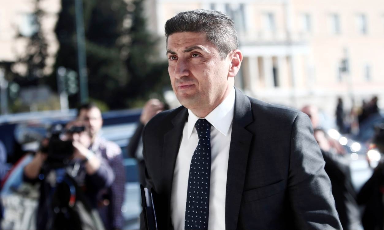 Αυγενάκης: «Η ολιστική μελέτη των FIFA/UEFA πρέπει να αγκαλιαστεί από όλους»