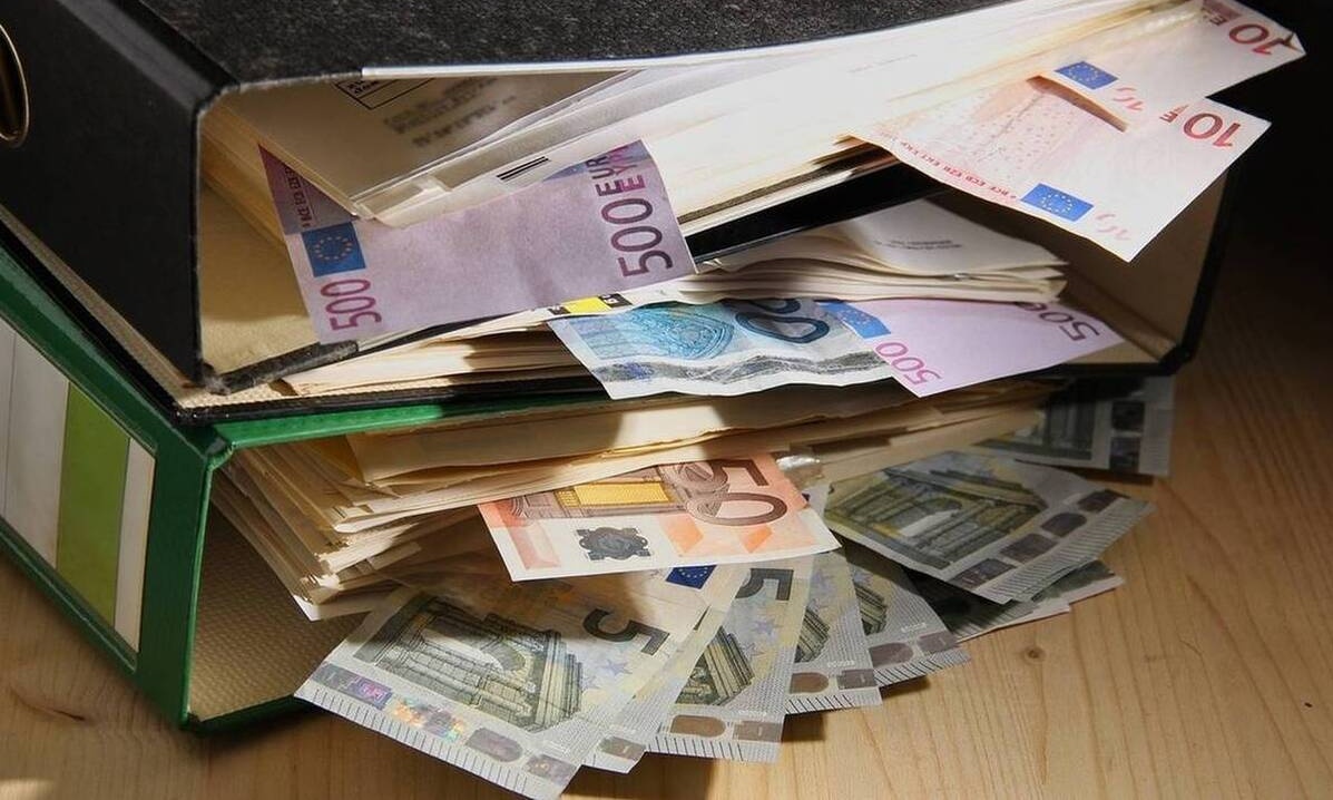 Στα χαμηλότερα επίπεδα 26 ετών υποχώρησαν οι άμεσες ξένες επενδύσεις σε παγκόσμιο επίπεδο