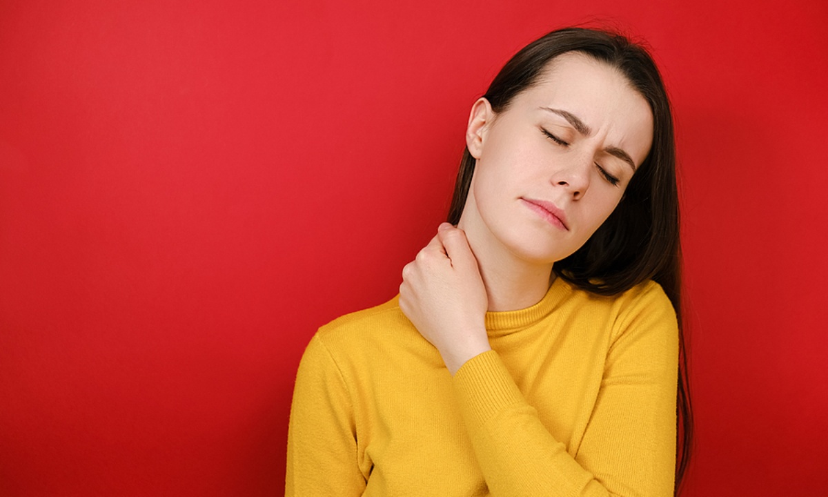 Ινομυαλγία: Ποιοι κινδυνεύουν & με ποια συμπτώματα εκδηλώνεται (εικόνες)