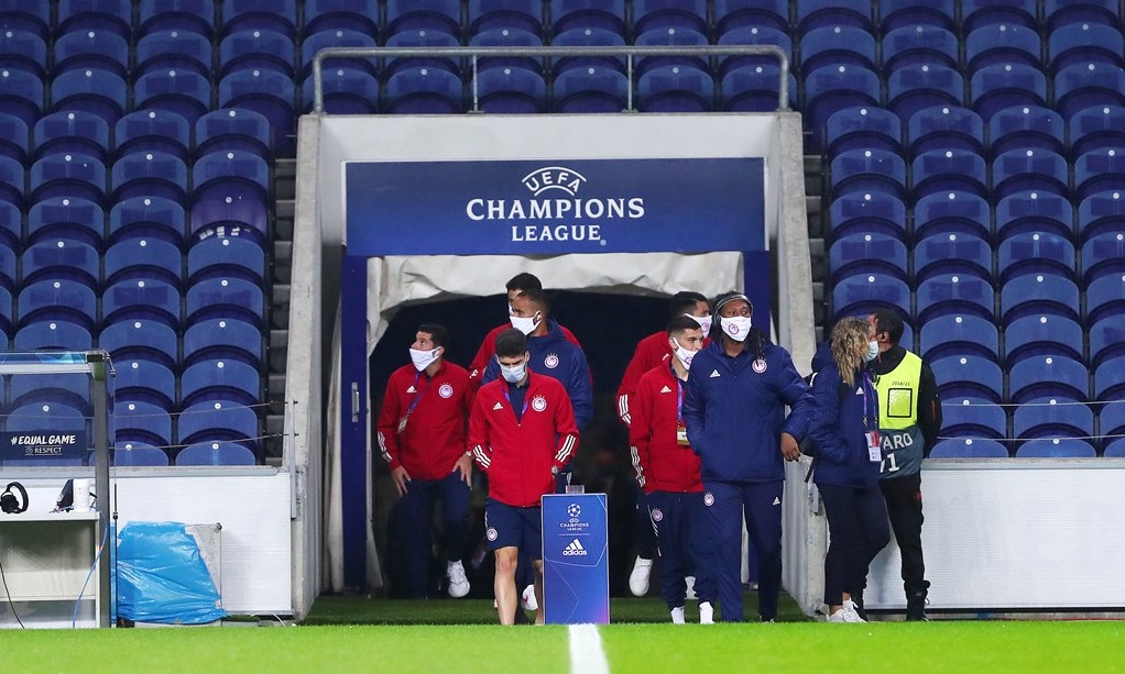 Πόρτο - Ολυμπιακός: Η «ερυθρόλευκη» άφιξη στο Ντραγκάο (photos+video)