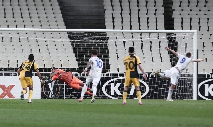 ΑΕΚ-Λέστερ: Ο Βάρντι σόκαρε το ΟΑΚΑ και τον... Τσιντώτα (photos+video)