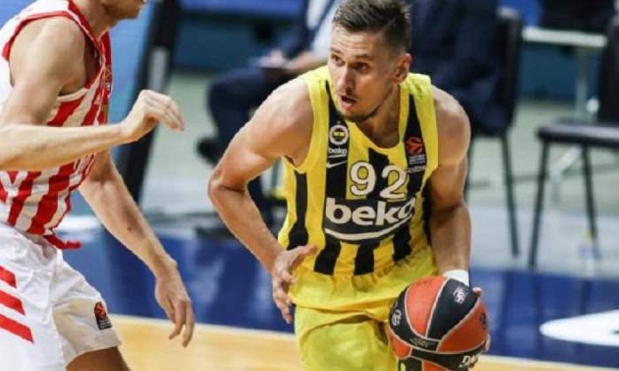 «Σπουδαία εμπειρία να δουλέψω με τον Σάρας»
