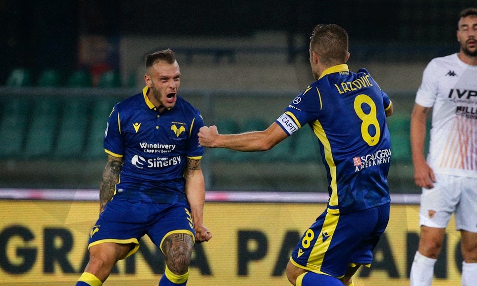 Serie A: Σκαρφαλώνει η Ελλάς Βερόνα (photos)