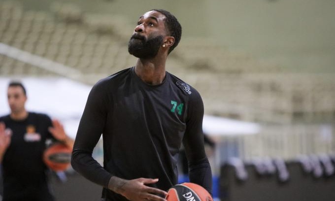 Σαντ Ρος: «Υπερδύναμη η ΤΣΣΚΑ»