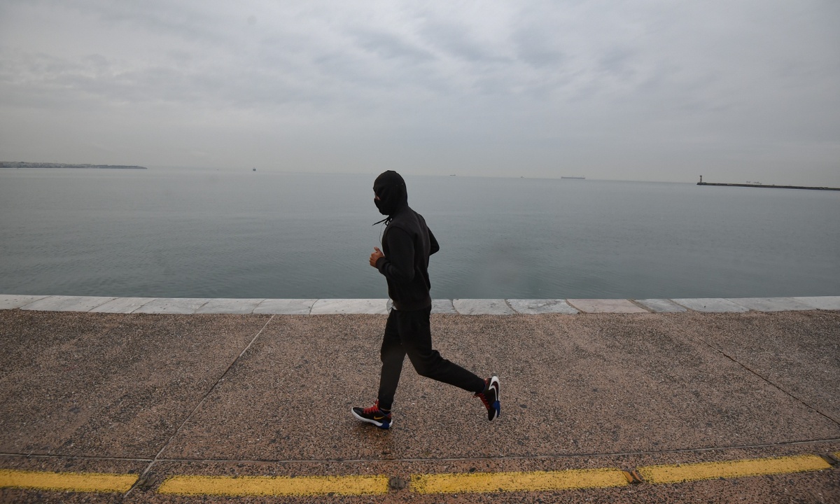 Κρούσματα σήμερα (6/11/2020): Φόβοι για νέο «μαύρο» ρεκόρ στην Ελλάδα