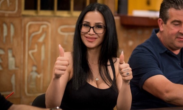 Χριστίνα Ορφανίδου: «Απογείωσε» το Instagram με ανάρτηση από το μπάνιο (pics)