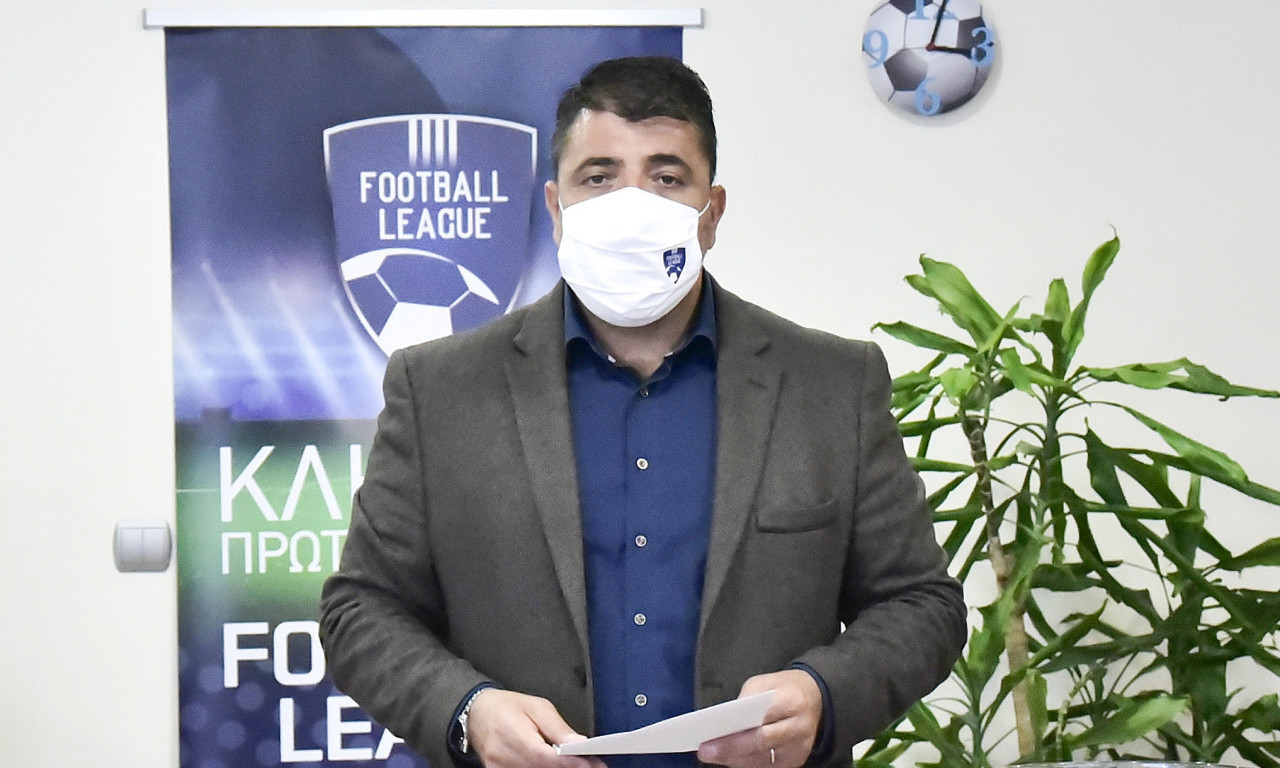 Λεουτσάκος: «Μπορεί να μας πει κάποιος τι θα γίνει με τη Super League 2;»