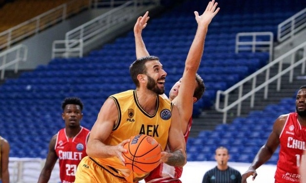 AEK: Πρόβλημα με Γιάνκοβιτς