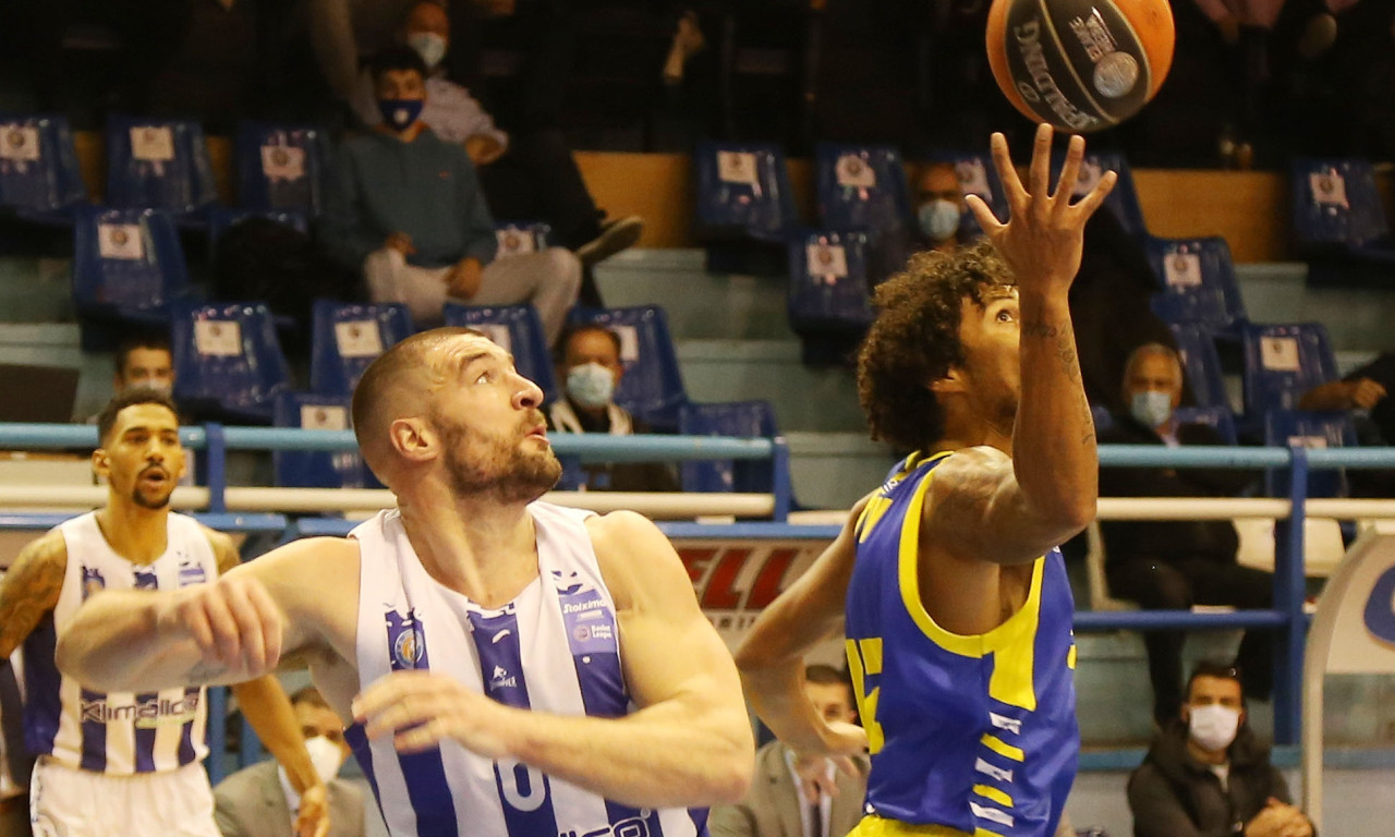 Ηρακλής-Περιστέρι: Με buzzer beater… αυτοκαλάθι «κλείνει» το ημίχρονο (video)