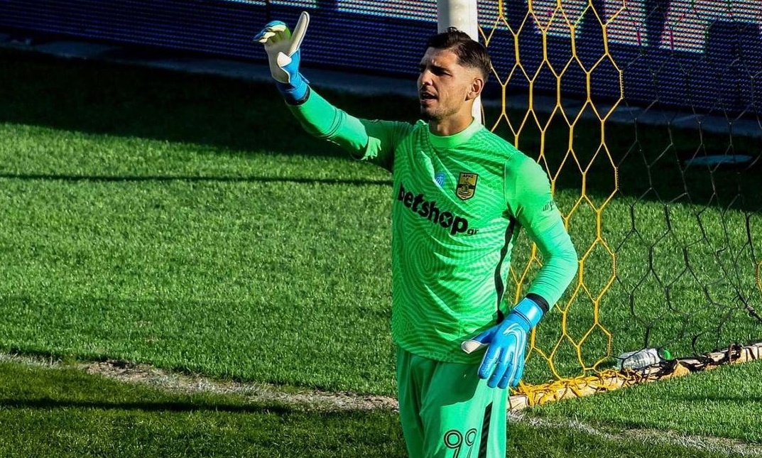 Σιαμπάνης: «Κάνω τον σταυρό μου να νικήσουμε τον Ολυμπιακό» (photos)