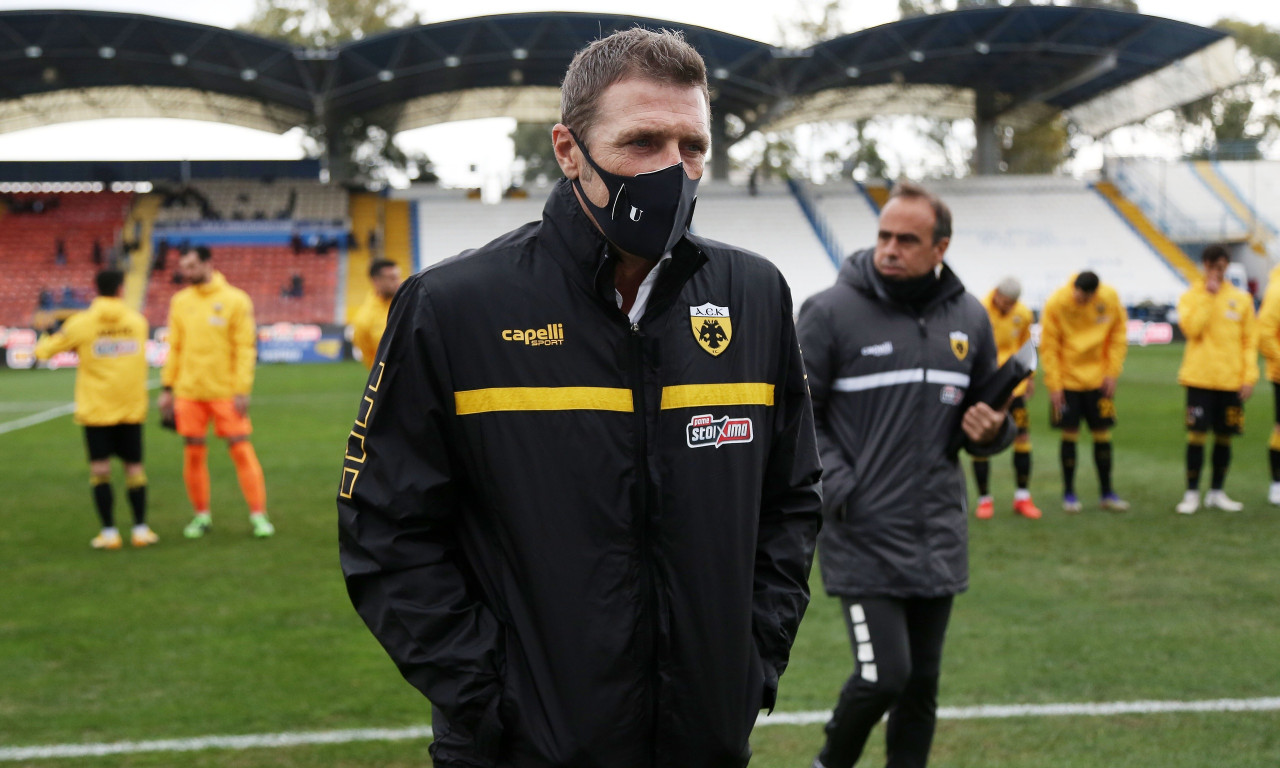 Live Streaming η συνέντευξη Καρέρα