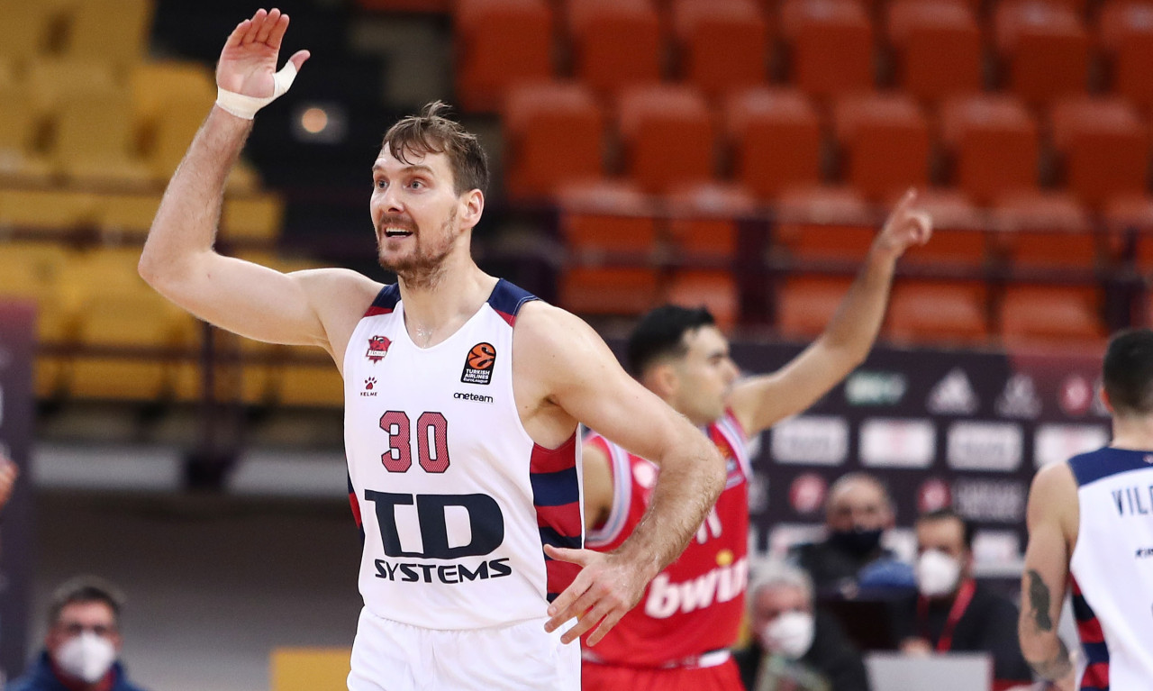 Ολυμπιακός: Έτσι ηττήθηκε από την Μπασκόνια (video+photos)