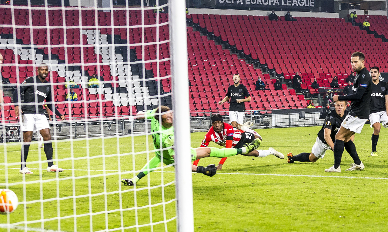 Αϊντχόφεν - ΠΑΟΚ: Δυο γκολ σε δυο λεπτά και ανατροπή για τους Ολλανδούς (videos)