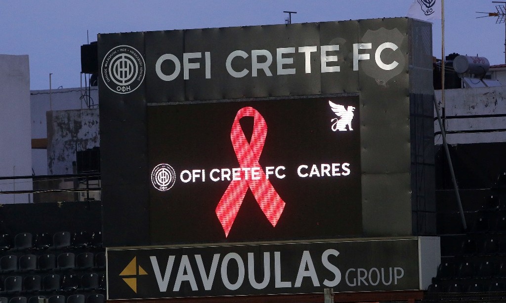 ΟΦΗ-ΠΑΣ Γιάννινα: Με κόκκινη κορδέλα κατά του AIDS οι Κρητικοί (photos)