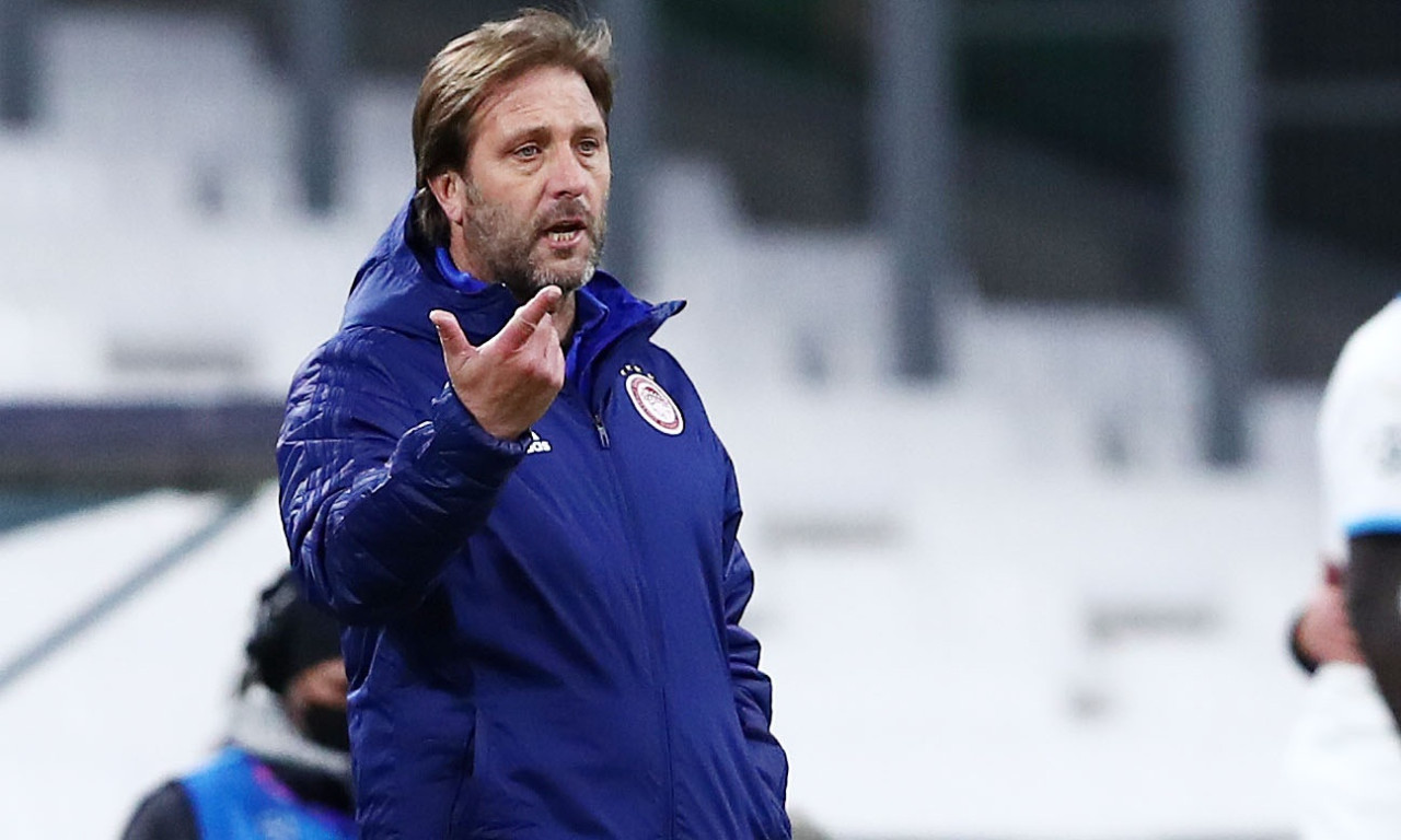 Μαρτίνς: «Είχε περίεργη στάση ο διαιτητής» (video)