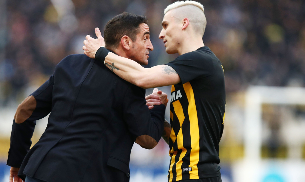 ΑΕΚ: Μήνυμα Βράνιες για... επιστροφή, μαζί με Χιμένεθ (photos)