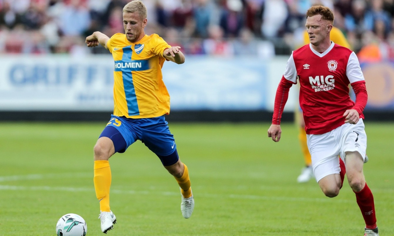 Ολυμπιακός: Ένας «Βίκινγκ» για την άμυνα (photos+video)