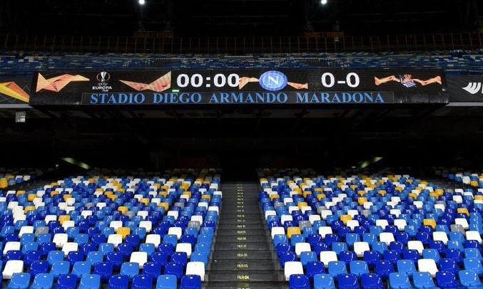 Μαραντόνα: Το δώρο των Ultras της Παρί στη Νάπολι! (Photos)